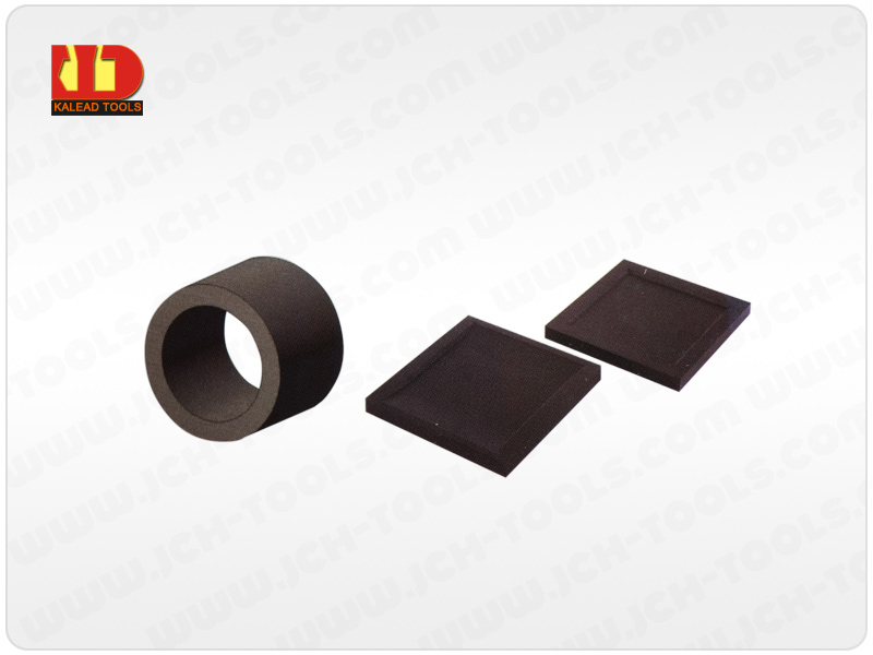 Boron carbide nozzle 15