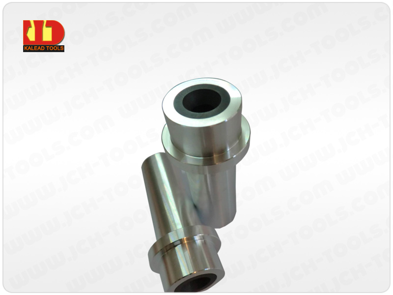 Boron carbide nozzle 22