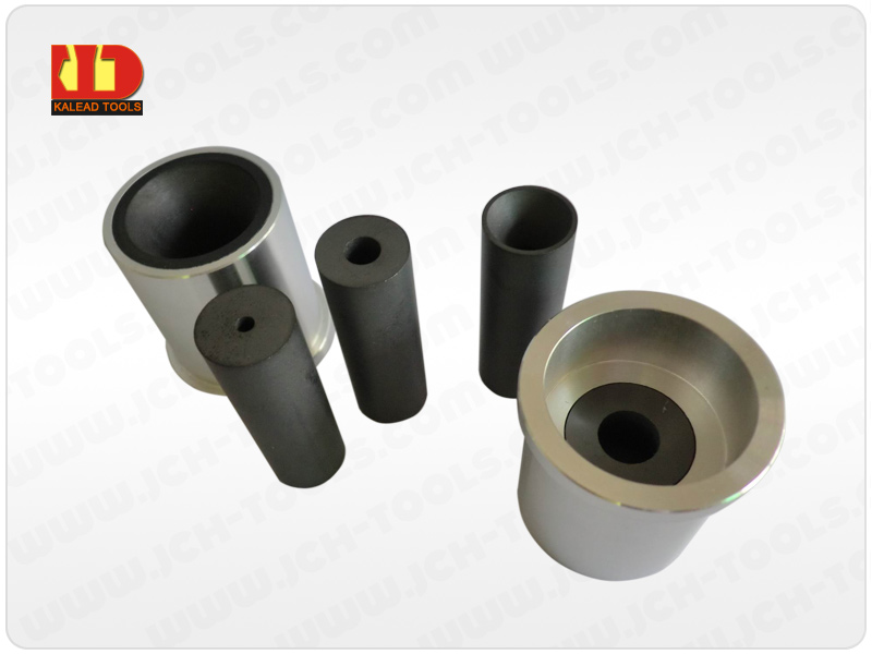 Boron carbide nozzle 25